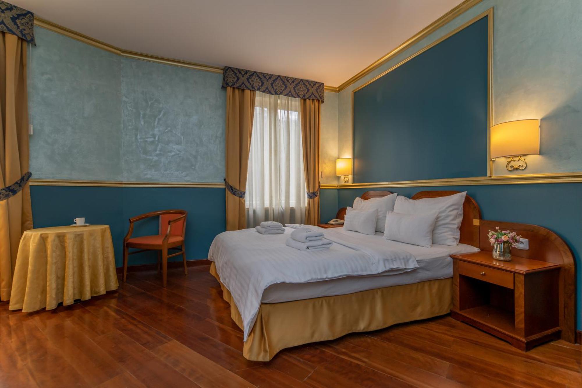 Kinsky Fountain 4* Praag