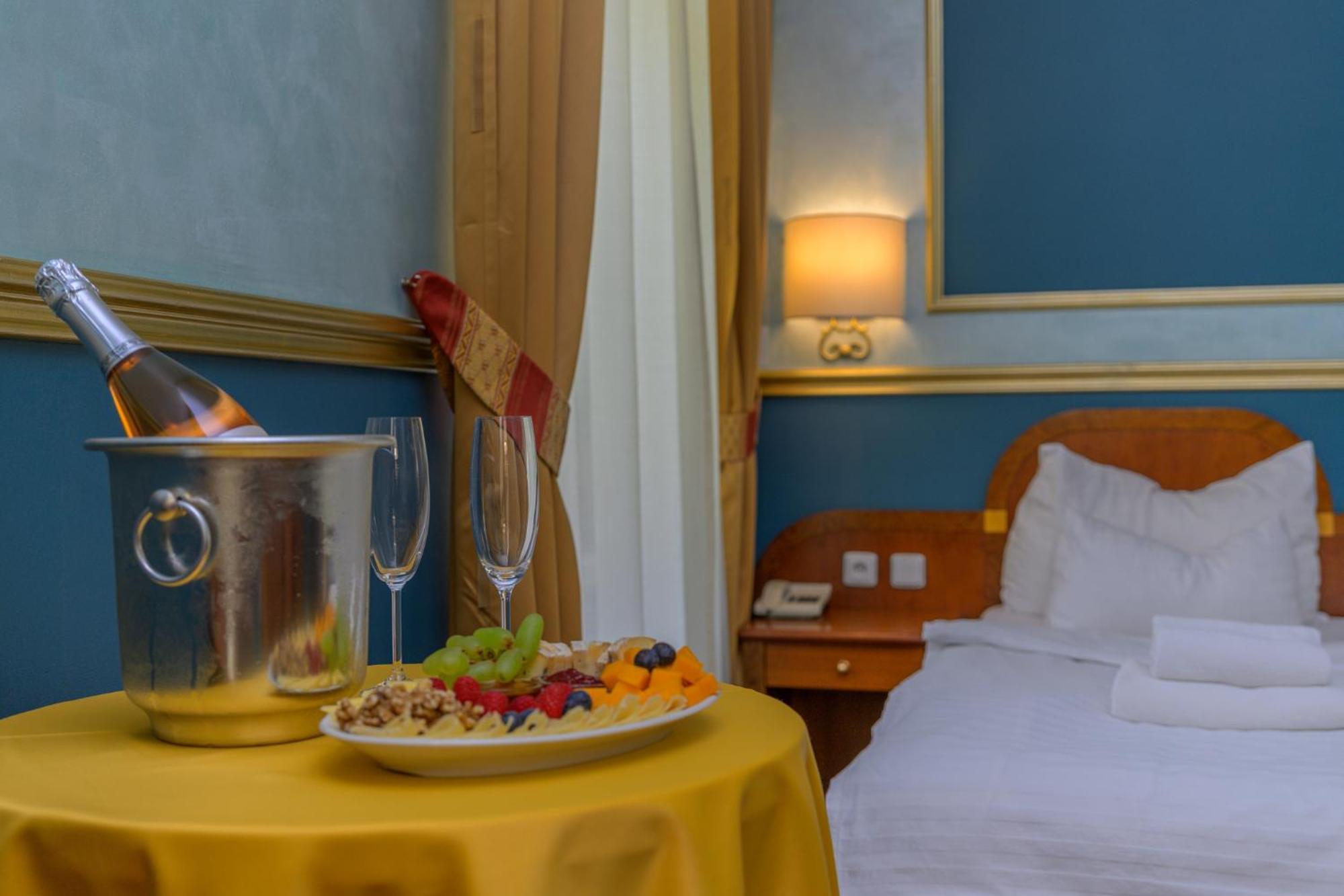 Hotel Kinsky Fountain Praag
